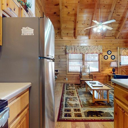 Location, Location, Location! Villa Pigeon Forge Dış mekan fotoğraf
